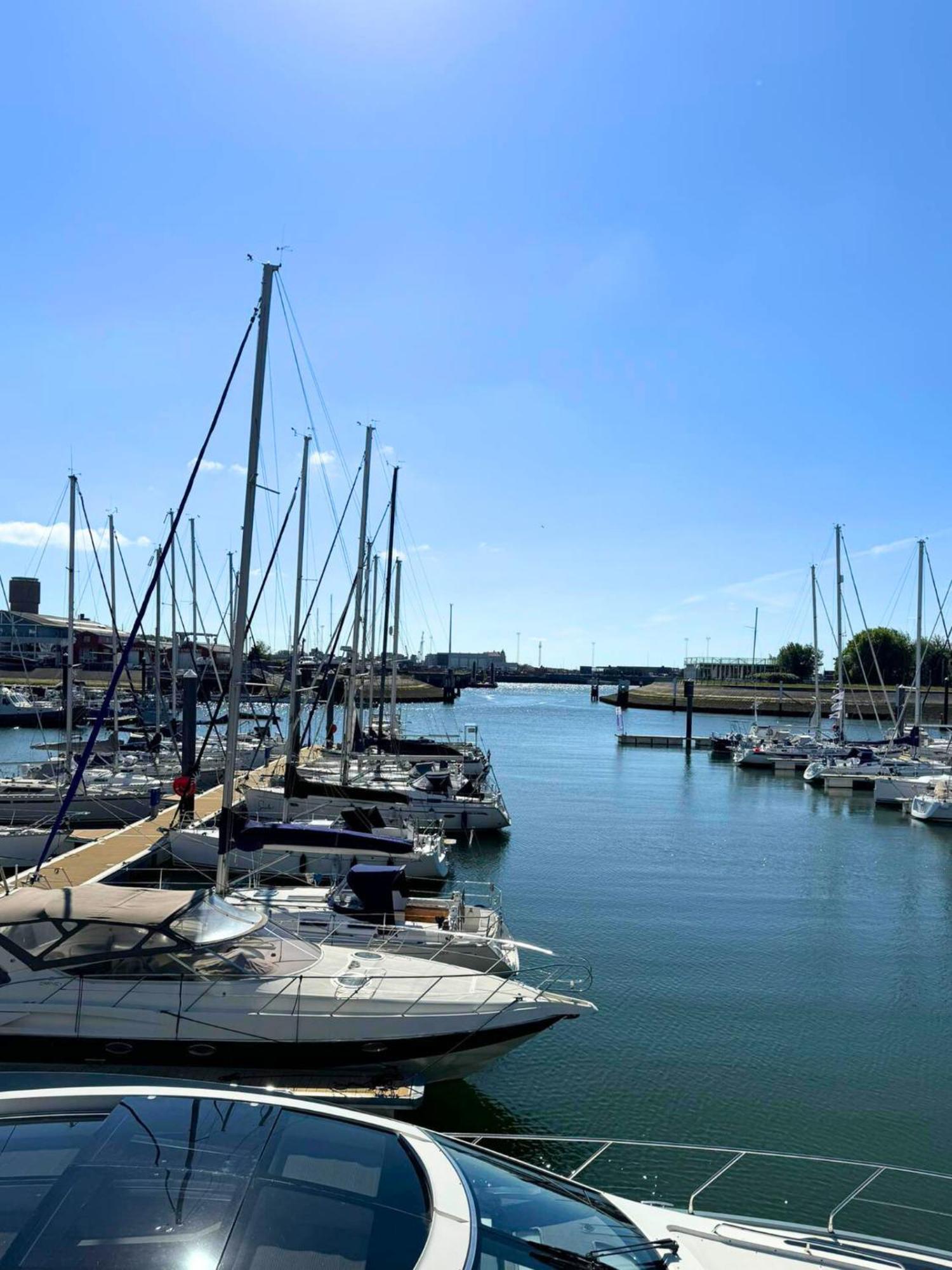 Luxe 4P Appartement Aan Jachthaven Van Zeebrugge Met Terrassen En Gratis Parkeren Exterior photo